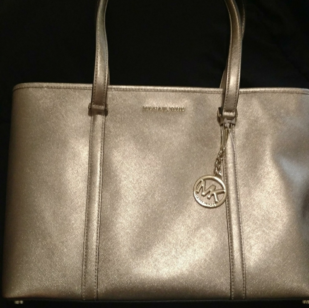 Nwt Michael kors purse